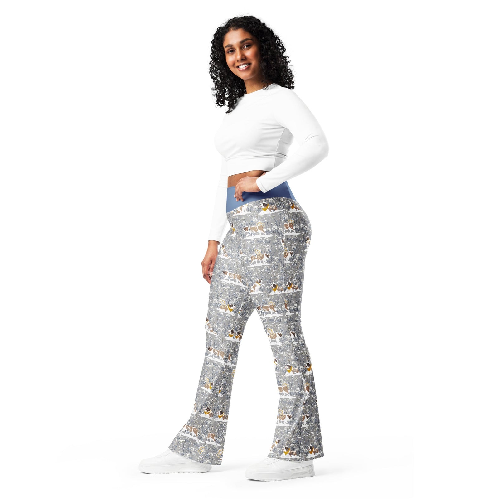 Saint Bernard Snowflowers Flare Leggings - Lucy + Norman