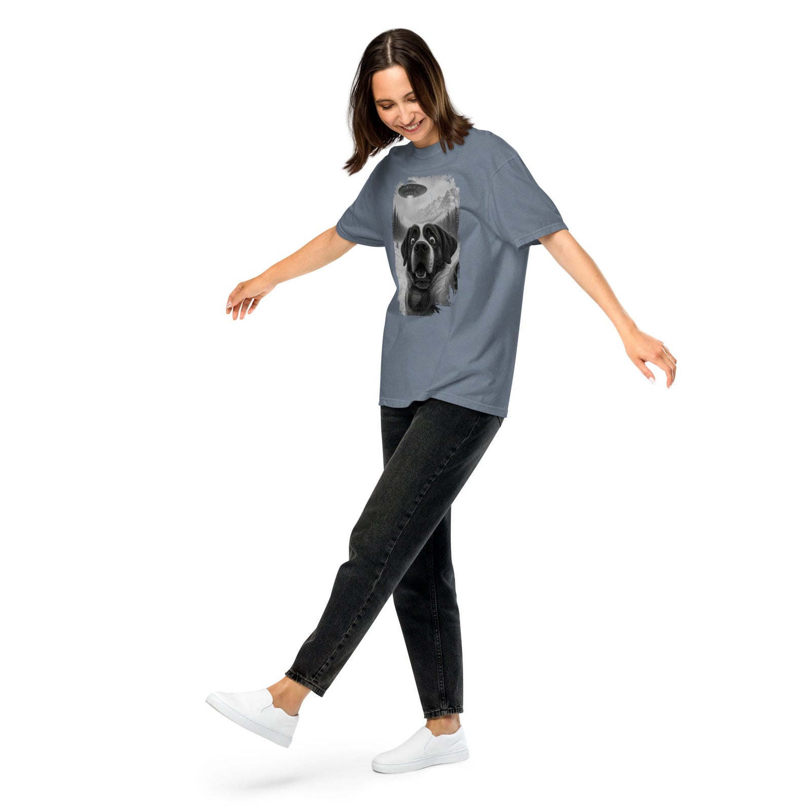 UFO Mountain Saint Bernard Selfie T-Shirt - Lucy + Norman