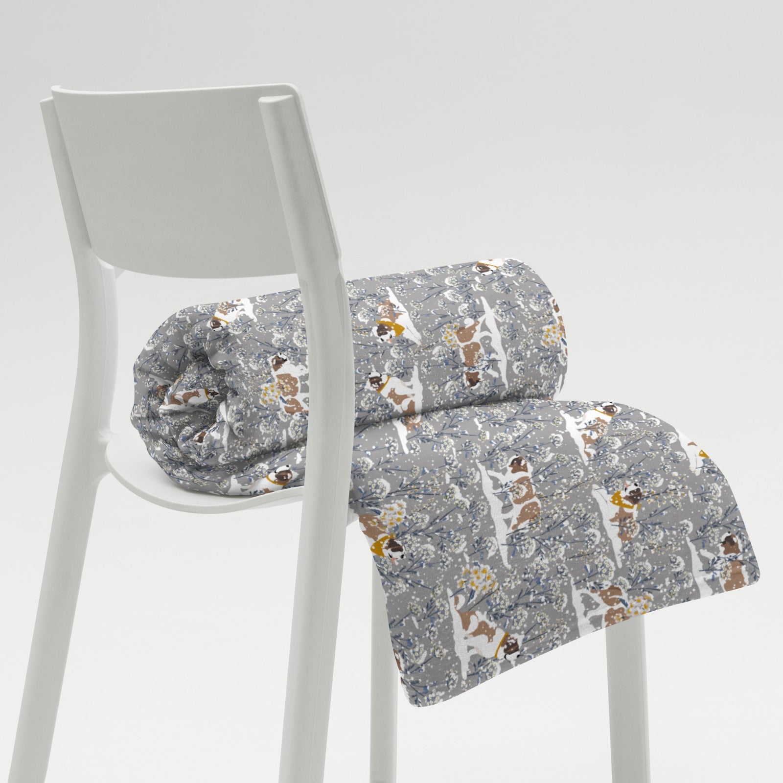 Snowflower Fleece Throw Blanket - Lucy + Norman
