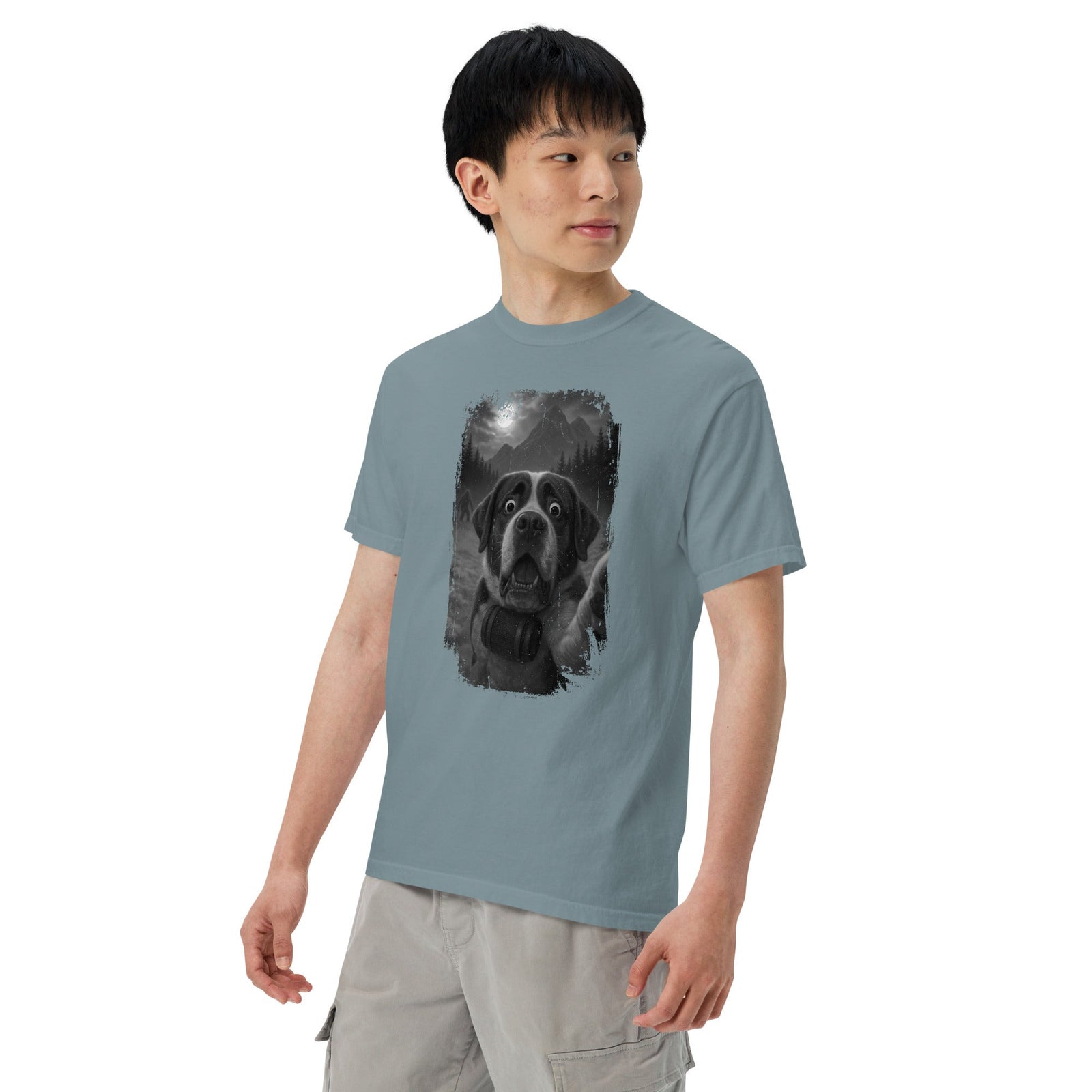 Bigfoot Scaredy Saint Bernard Selfie T-Shirt - Lucy + Norman