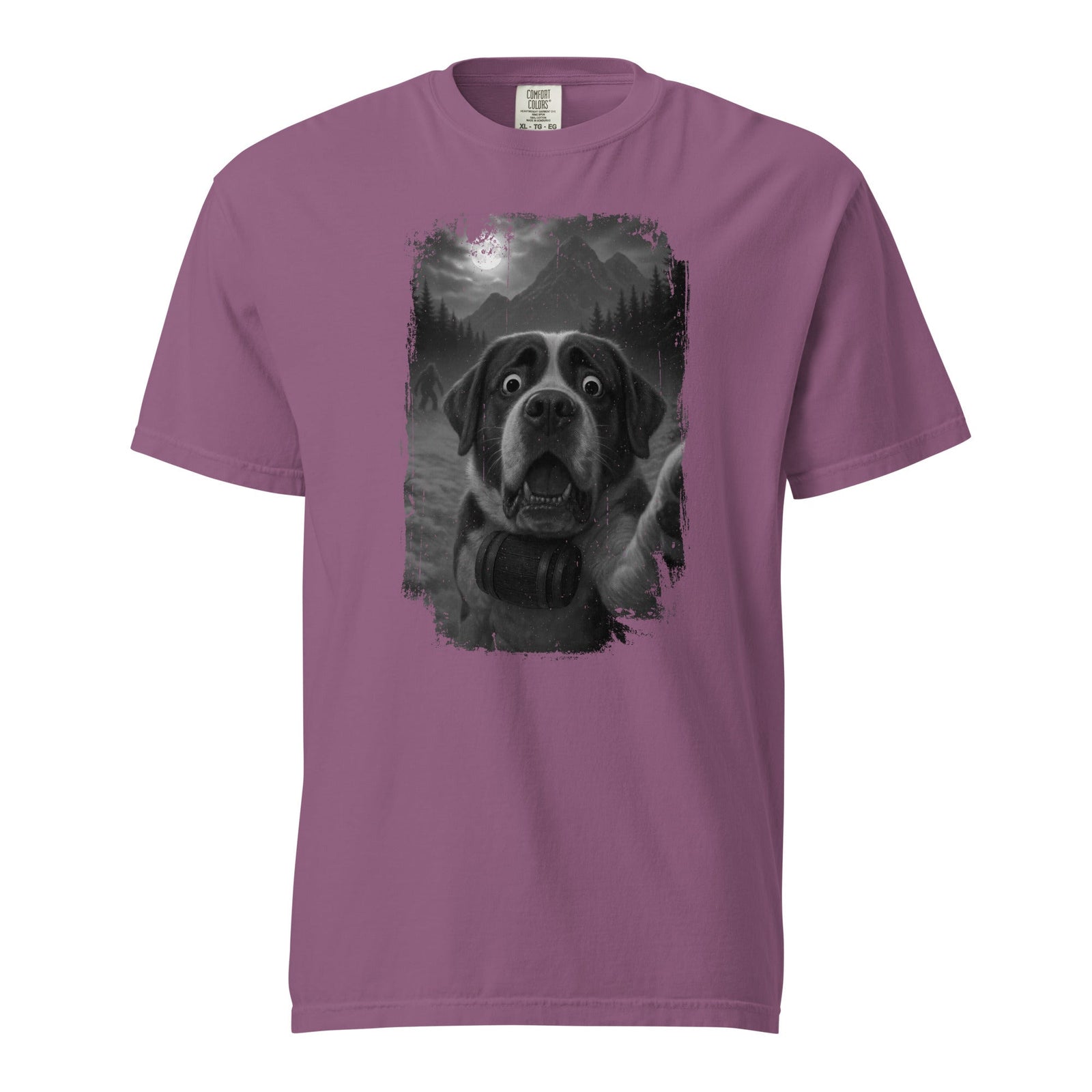 Bigfoot Scaredy Saint Bernard Selfie T-Shirt - Lucy + Norman