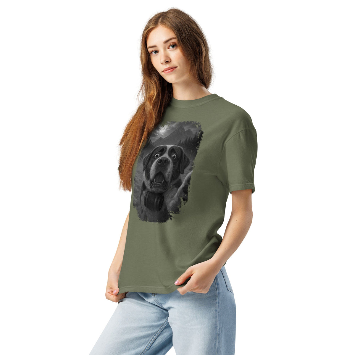 Bigfoot Scaredy Saint Bernard Selfie T-Shirt - Lucy + Norman