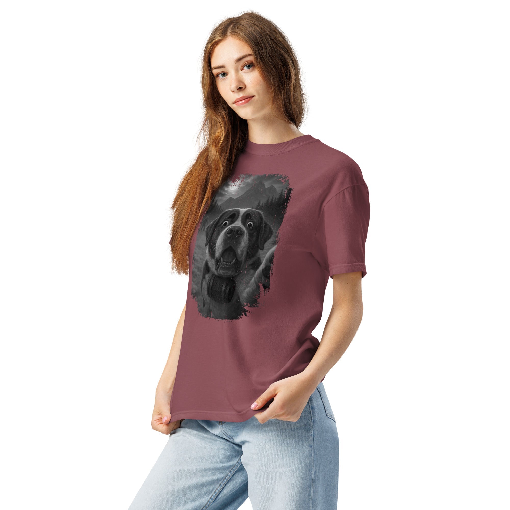 Bigfoot Scaredy Saint Bernard Selfie T-Shirt - Lucy + Norman