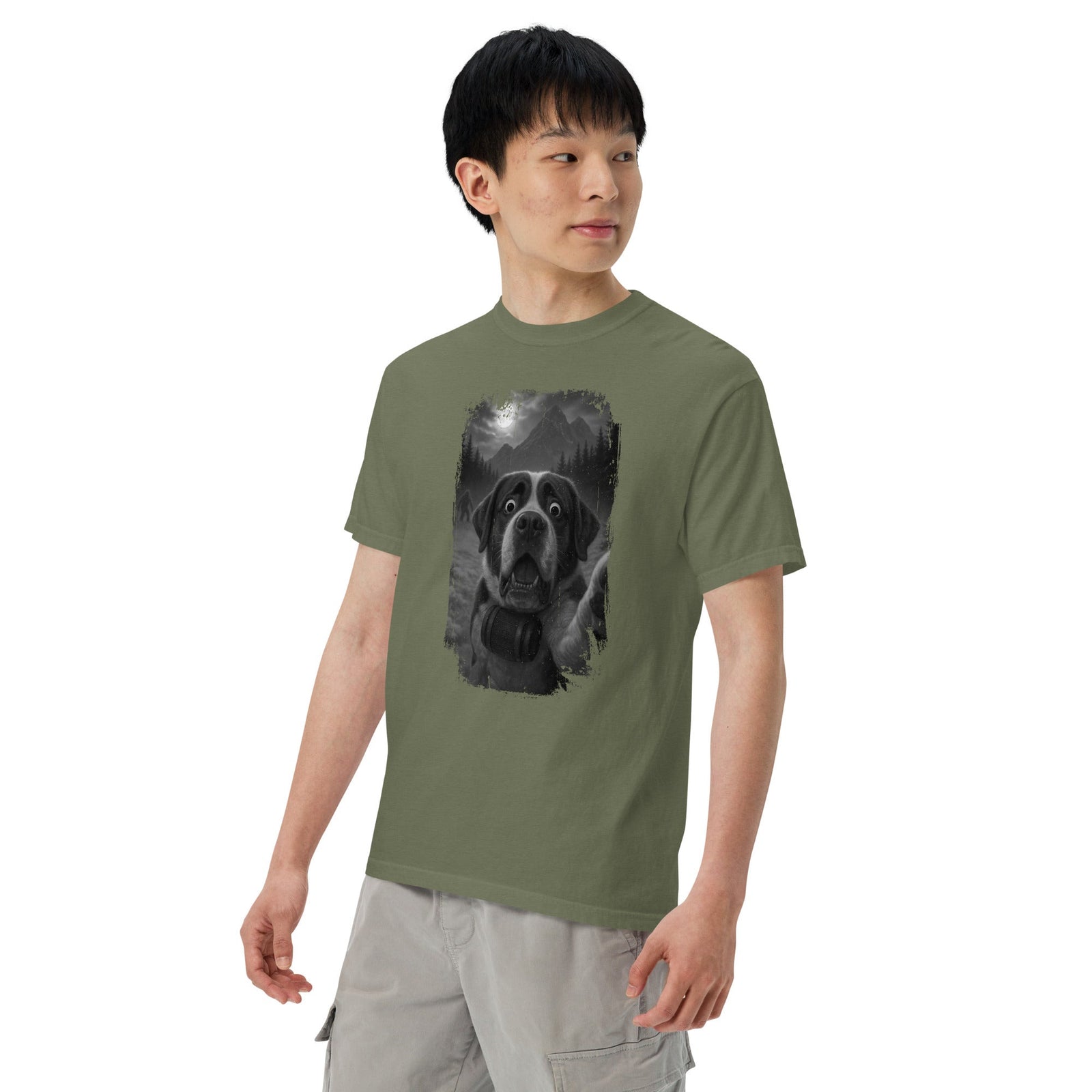 Bigfoot Scaredy Saint Bernard Selfie T-Shirt - Lucy + Norman