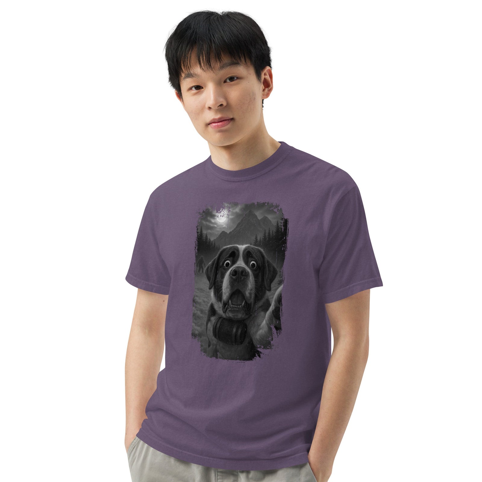 Bigfoot Scaredy Saint Bernard Selfie T-Shirt - Lucy + Norman