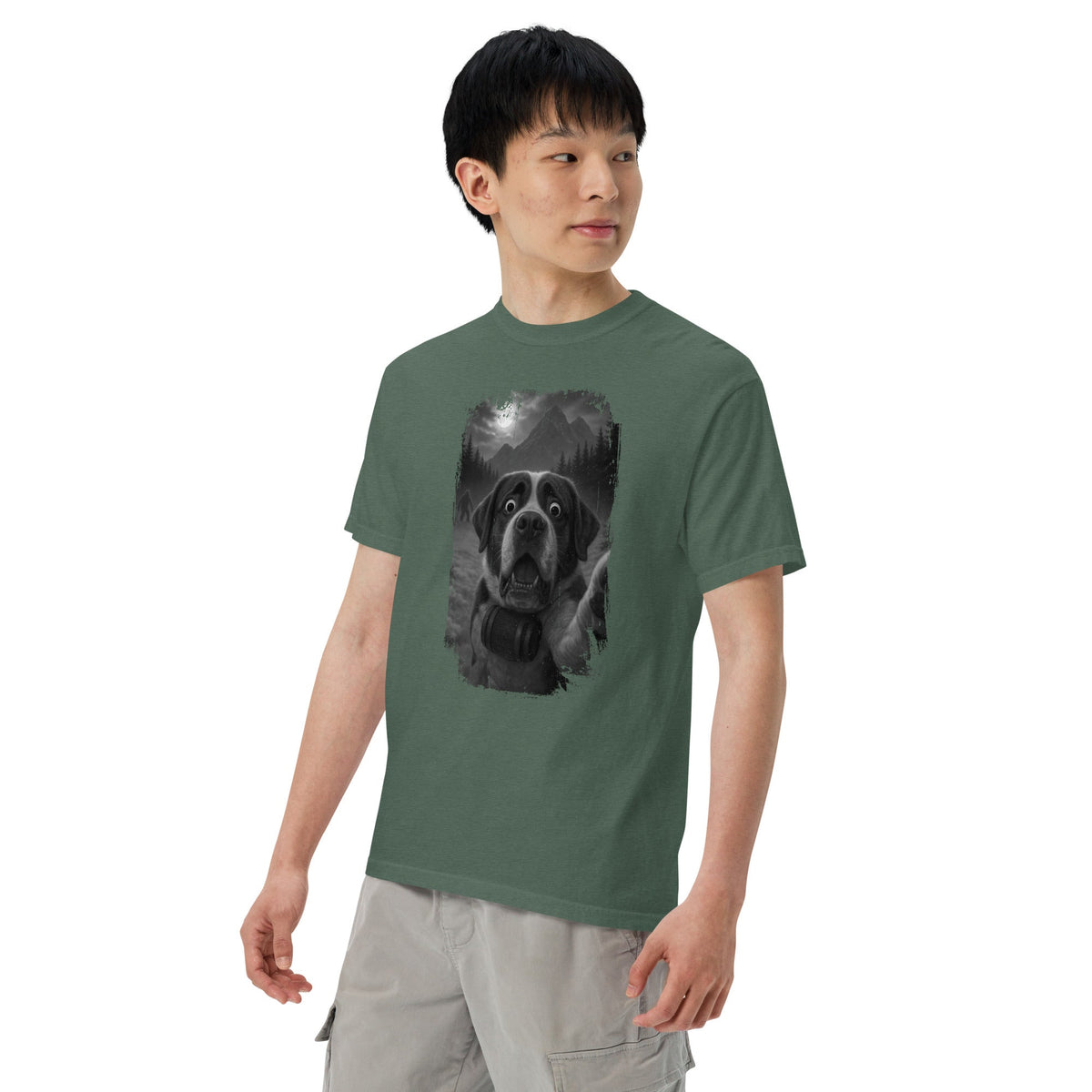 Bigfoot Scaredy Saint Bernard Selfie T-Shirt - Lucy + Norman