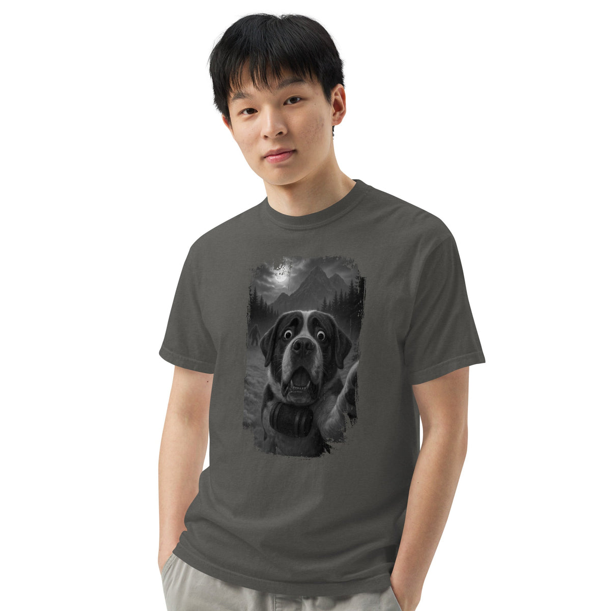 Bigfoot Scaredy Saint Bernard Selfie T-Shirt - Lucy + Norman