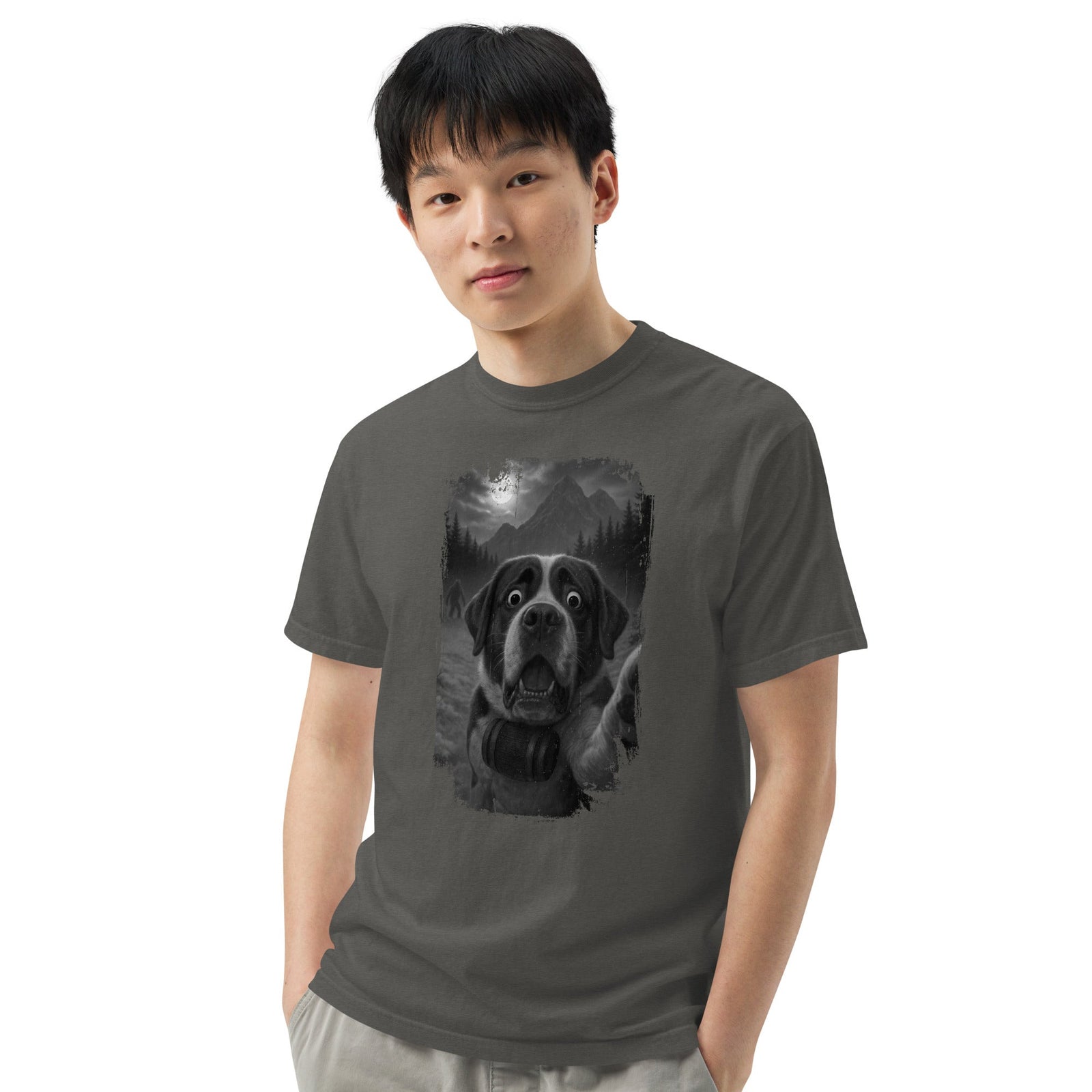 Bigfoot Scaredy Saint Bernard Selfie T-Shirt - Lucy + Norman