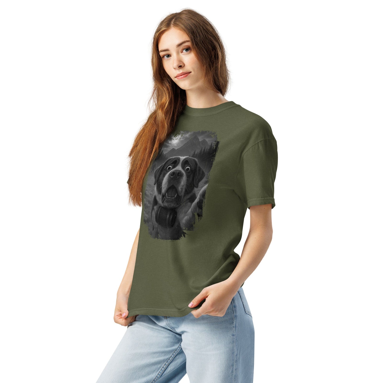 Bigfoot Scaredy Saint Bernard Selfie T-Shirt - Lucy + Norman