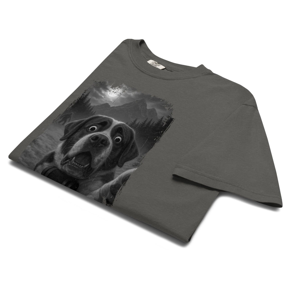 Bigfoot Scaredy Saint Bernard Selfie T-Shirt - Lucy + Norman