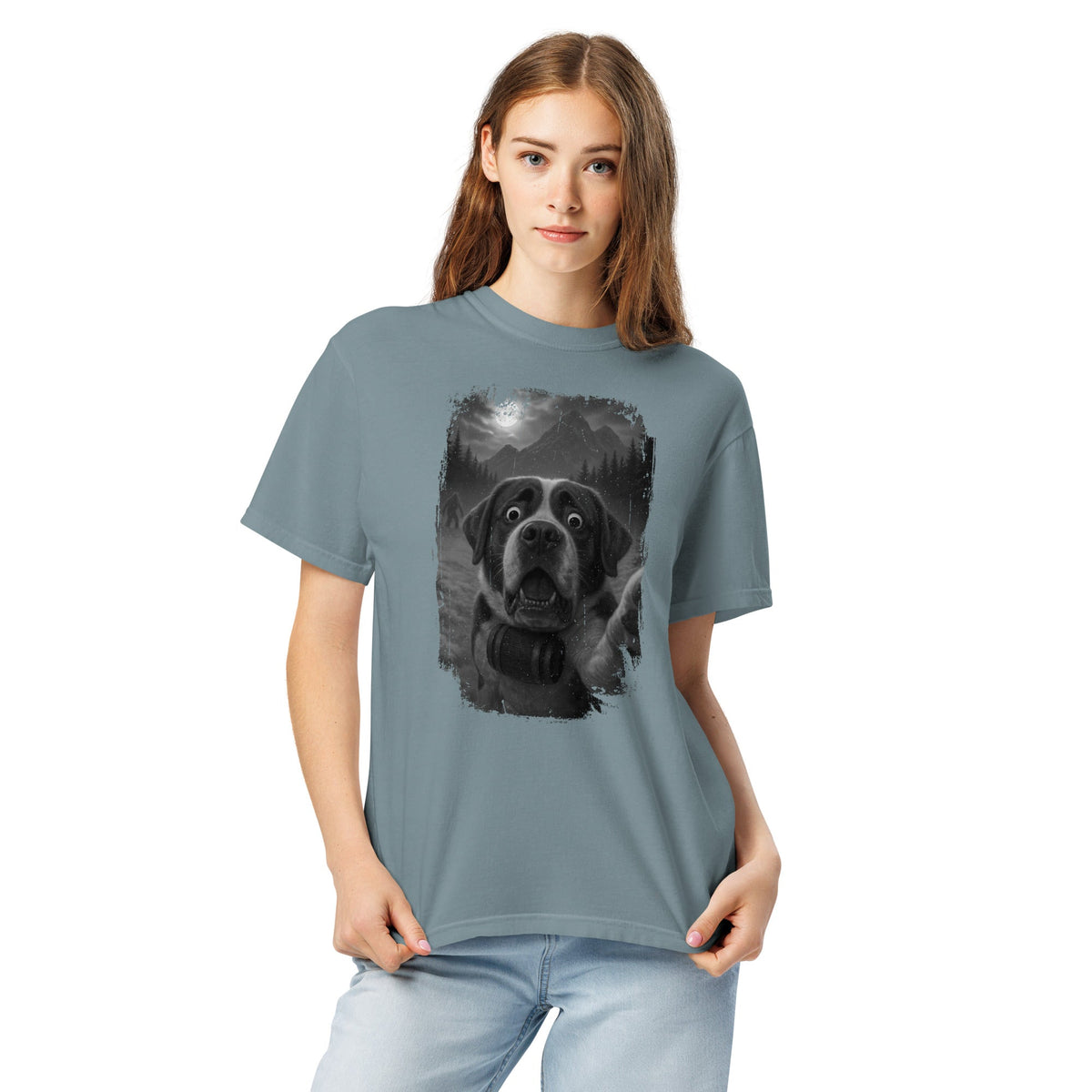 Bigfoot Scaredy Saint Bernard Selfie T-Shirt - Lucy + Norman