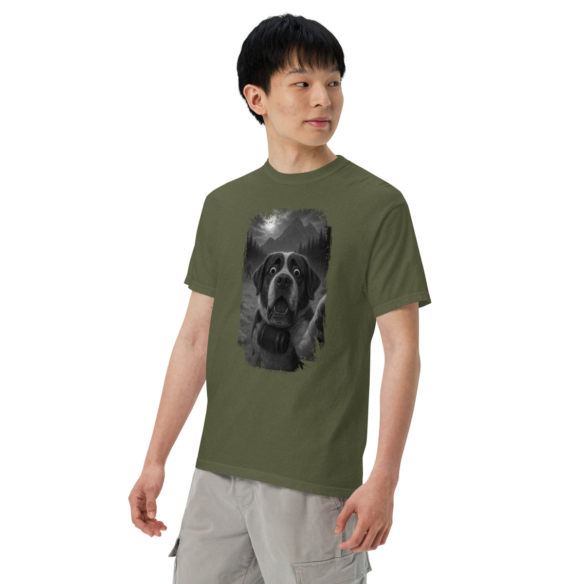 Bigfoot Scaredy Saint Bernard Selfie T-Shirt - Lucy + Norman