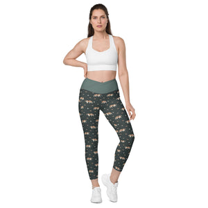 Green Mountain Crossover Leggings with Pockets - Lucy + Norman