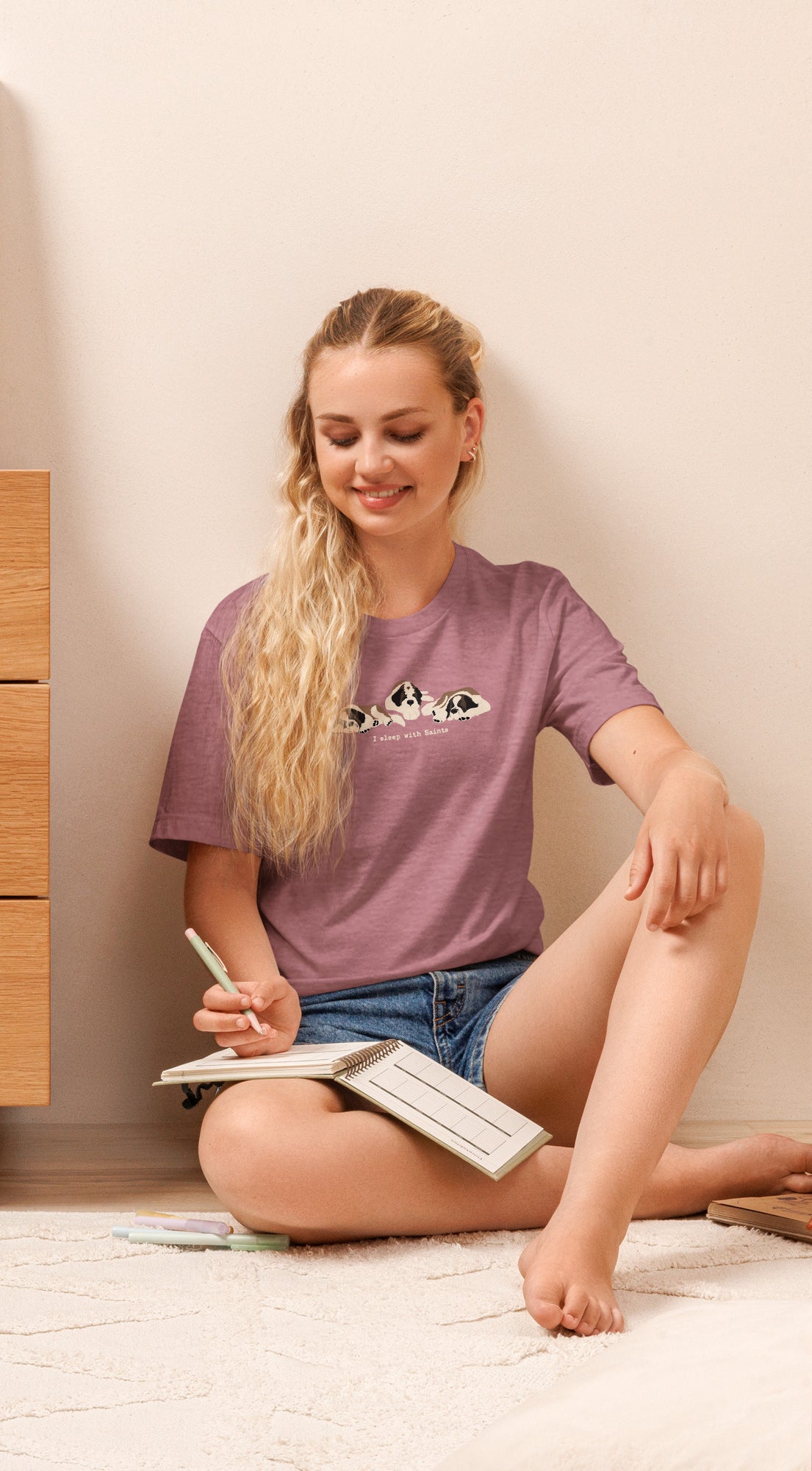 I Sleep with Saints Lightweight T-shirt