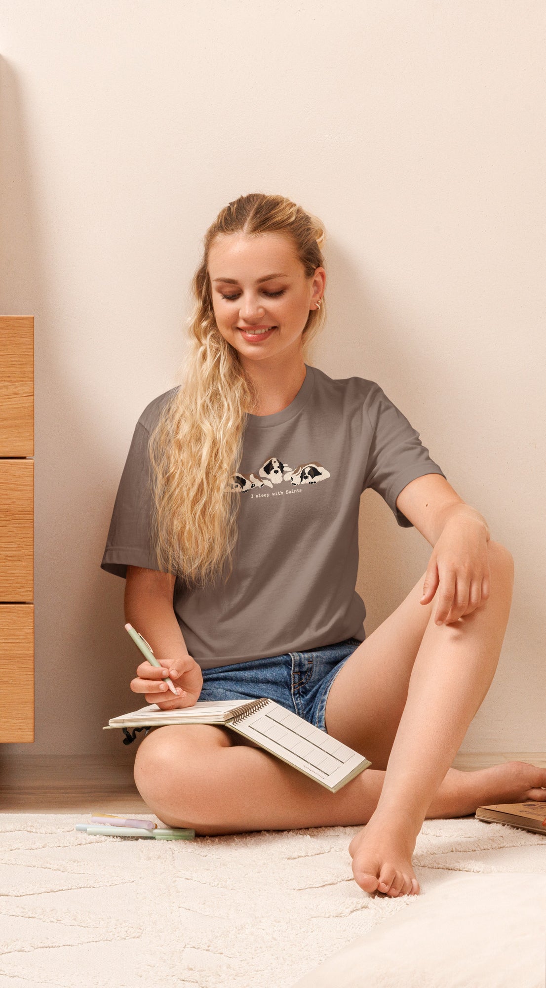I Sleep with Saints Lightweight T-shirt