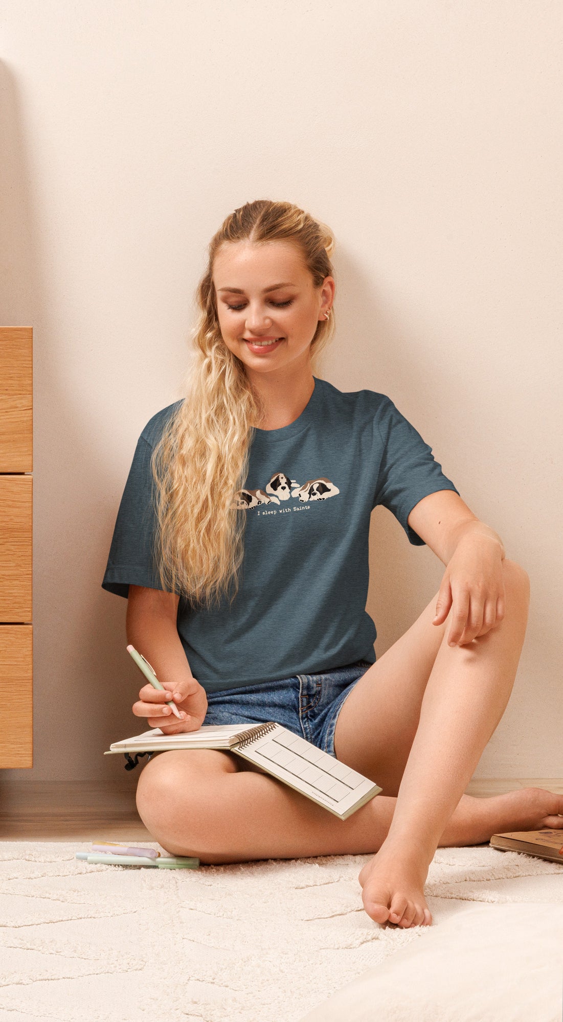 I Sleep with Saints Lightweight T-shirt