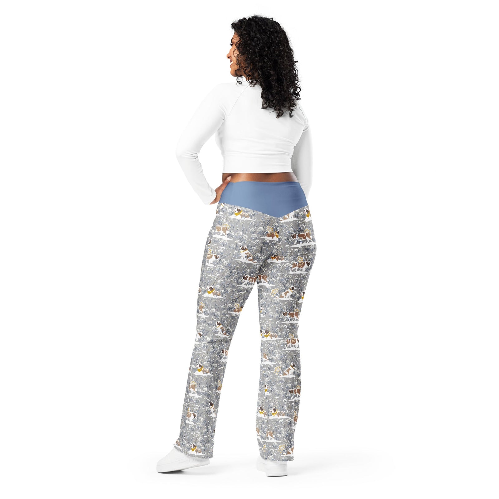 Saint Bernard Snowflowers Flare Leggings - Lucy + Norman