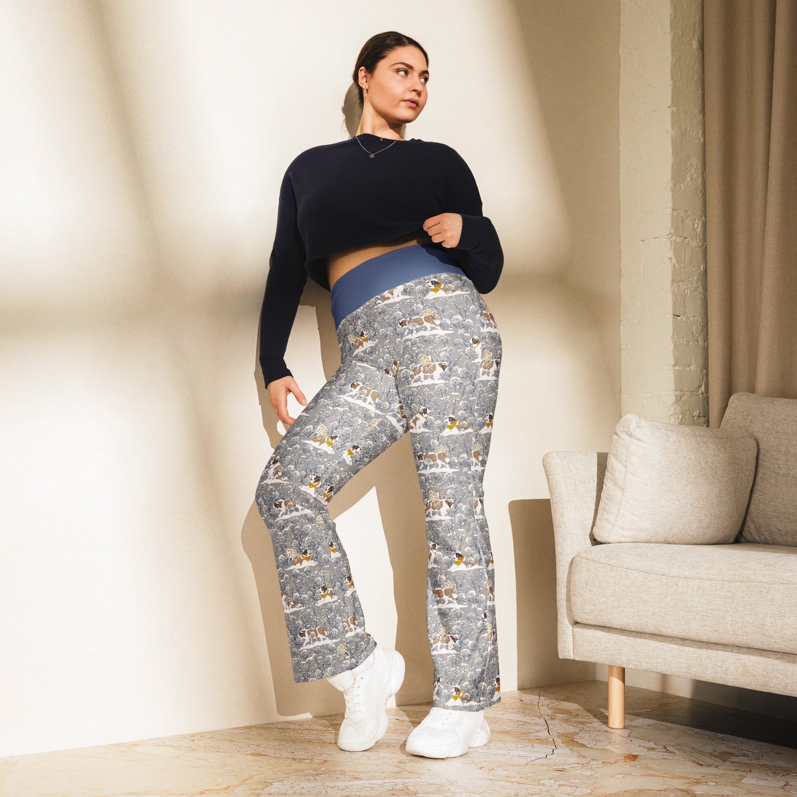 Saint Bernard Snowflowers Flare Leggings - Lucy + Norman