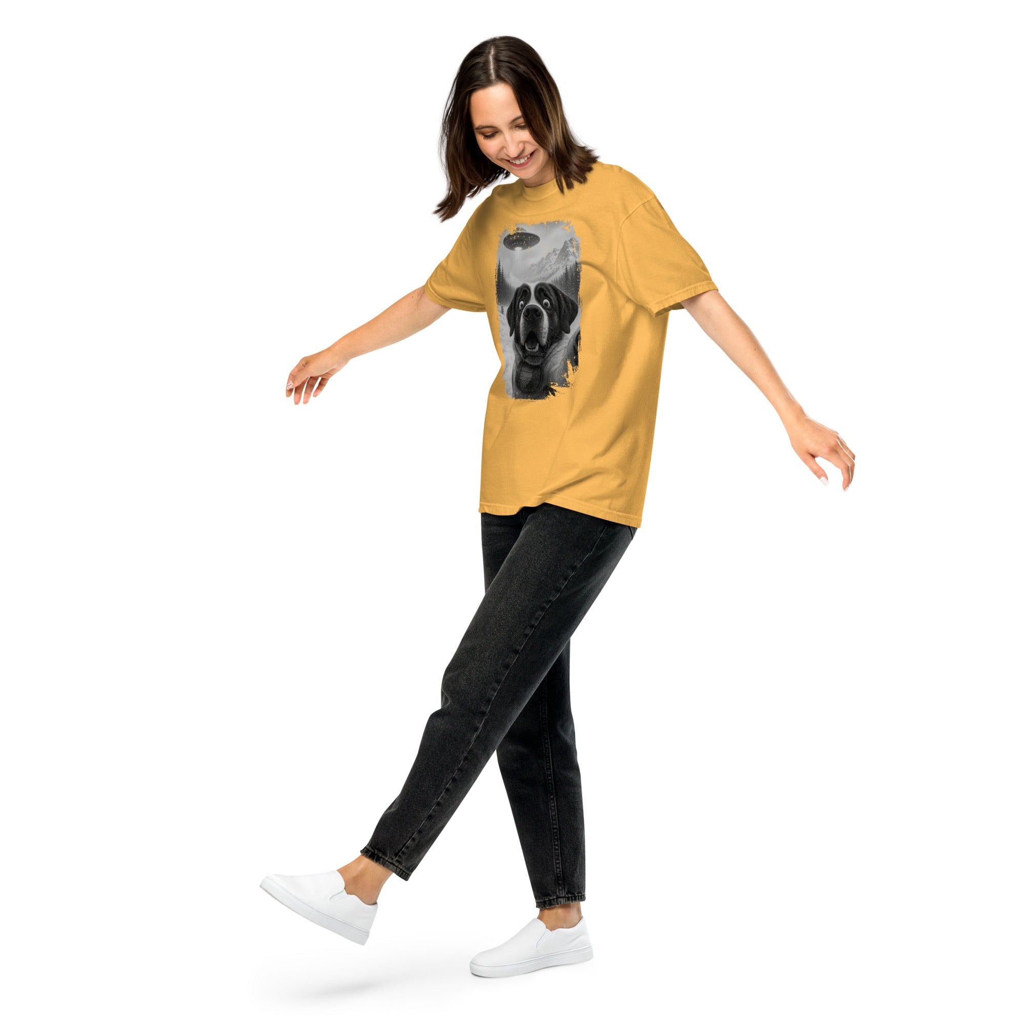 UFO Mountain Saint Bernard Selfie T-Shirt - Lucy + Norman